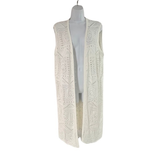 Chelsea & Theodore Sweaters - Chelsea & Theodore  Boho Sleeveless Duster Sweater Crochet Knit Cardigan